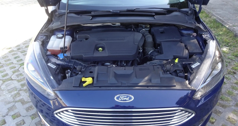Ford Focus cena 45999 przebieg: 203290, rok produkcji 2016 z Starogard Gdański małe 352